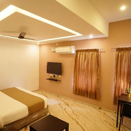 Hotel Vilvaas Maduraj Zewnętrze zdjęcie