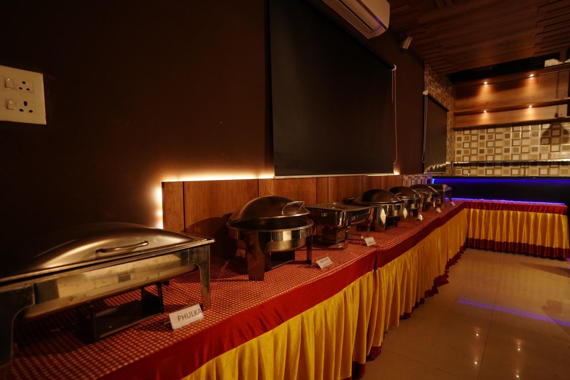 Hotel Vilvaas Maduraj Zewnętrze zdjęcie